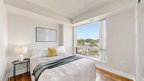 Photo 16 at 608 - 1 Hycrest Avenue, Willowdale East, Toronto