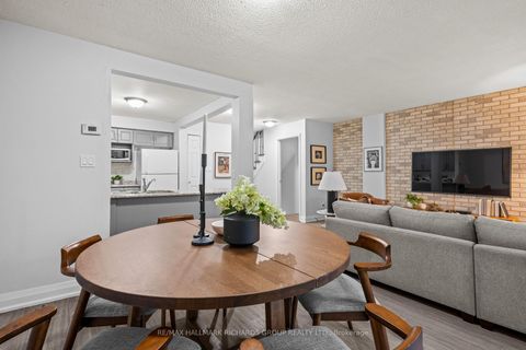 Photo 11 at 18 - 11 Livonia Place, Morningside, Toronto