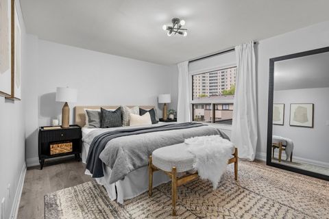 Photo 13 at 18 - 11 Livonia Place, Morningside, Toronto