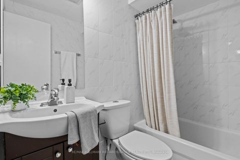 Photo 17 at 18 - 11 Livonia Place, Morningside, Toronto