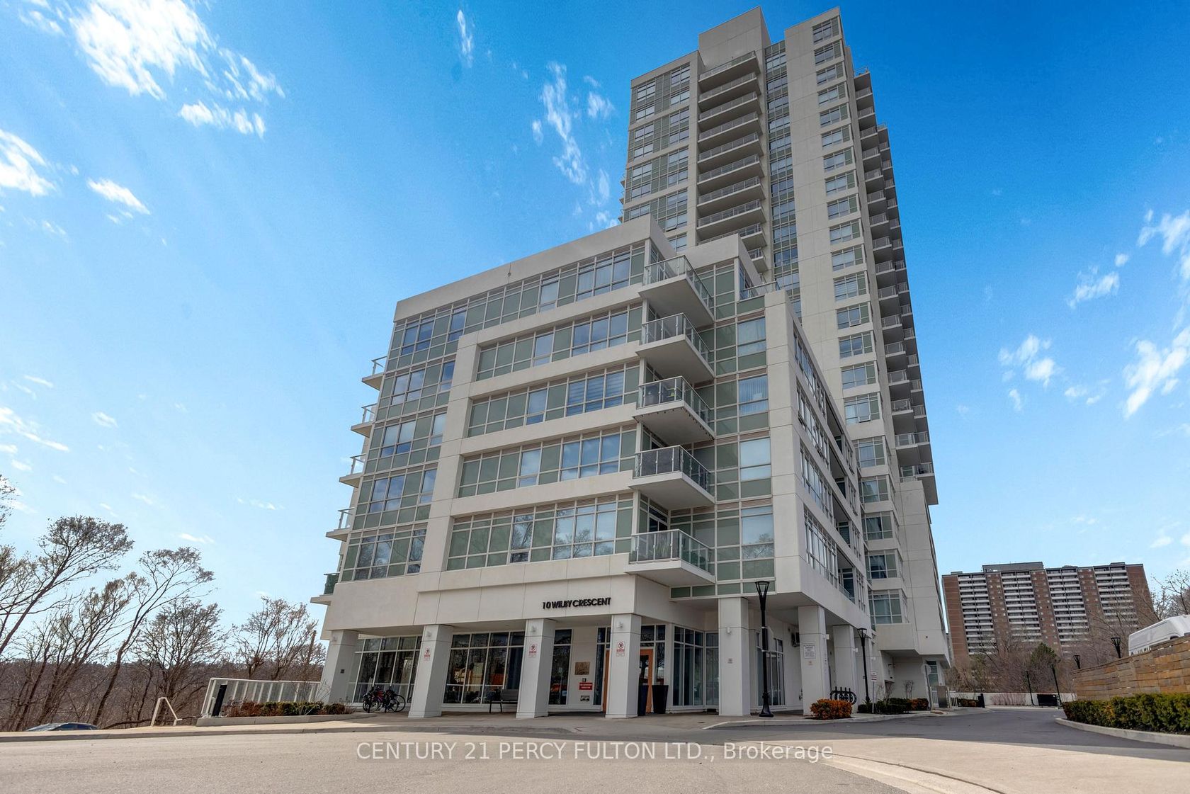 1704 - 10 Wilby Crescent, Weston, Toronto photo 3