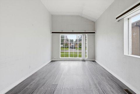 Photo 4 at 8 Pandora Circle, Woburn, Toronto