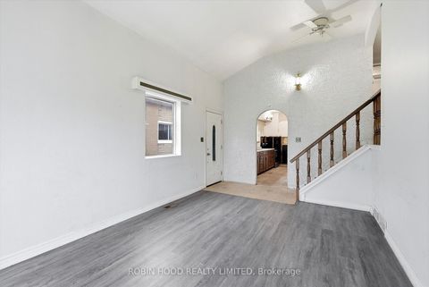 Photo 6 at 8 Pandora Circle, Woburn, Toronto