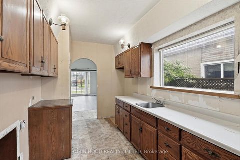 Photo 12 at 8 Pandora Circle, Woburn, Toronto