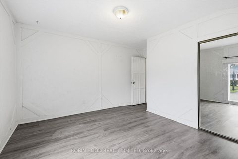 Photo 18 at 8 Pandora Circle, Woburn, Toronto