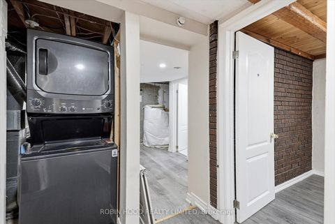 Photo 27 at 8 Pandora Circle, Woburn, Toronto