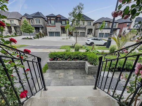Photo 7 at 150 Cannes Avenue, Vellore Village, Vaughan