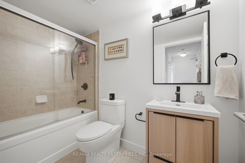 Photo 11 at 1610 - 100 Western Battery Road, Niagara, Toronto