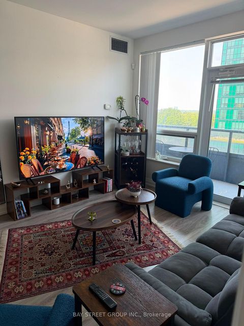Photo 1 at 811 - 2 Anndale Drive, Willowdale East, Toronto