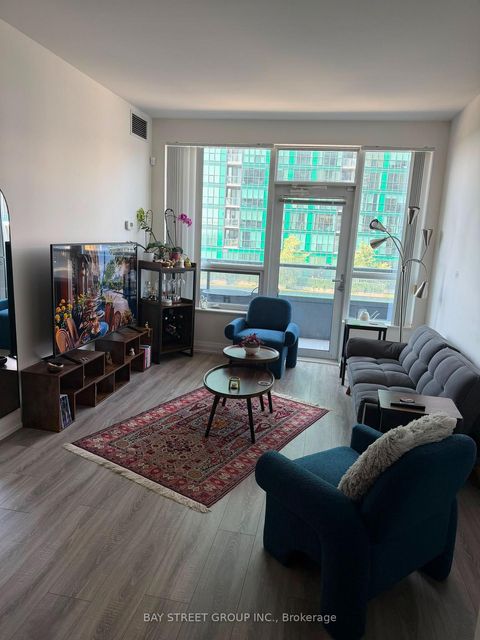 Photo 2 at 811 - 2 Anndale Drive, Willowdale East, Toronto