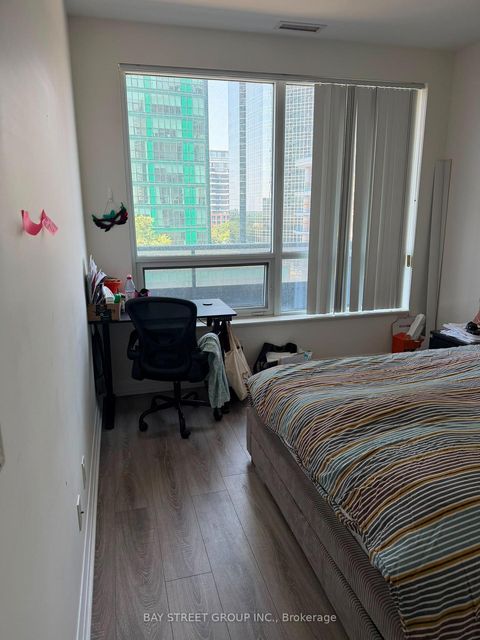 Photo 19 at 811 - 2 Anndale Drive, Willowdale East, Toronto