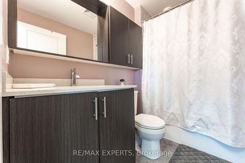 Photo 14 at 401 - 3700 HIGHWAY 7, Vaughan Corporate Centre, Vaughan