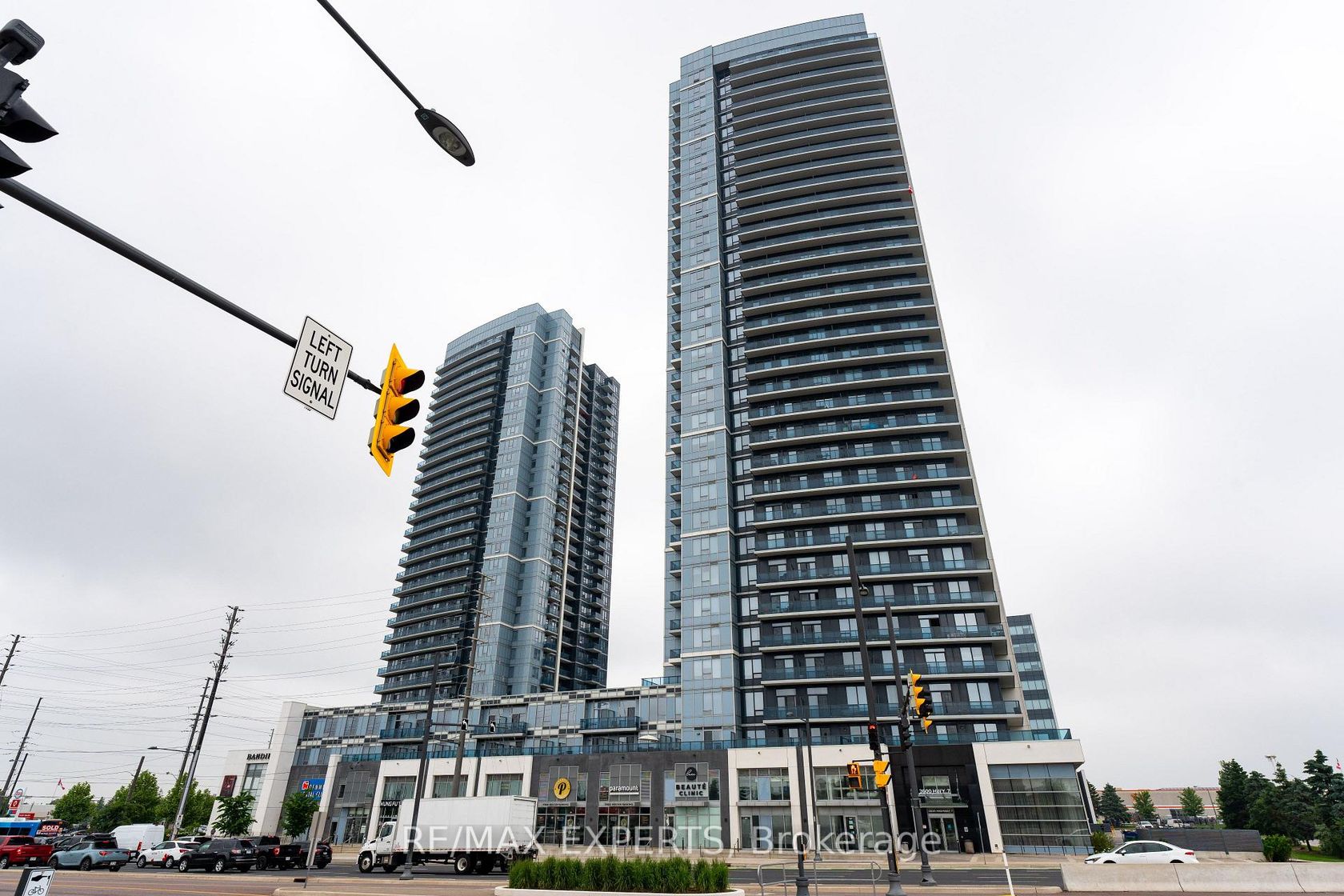 401 - 3700 HIGHWAY 7, Vaughan Corporate Centre, Vaughan photo number 2