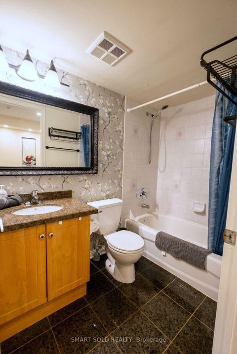 Photo 6 at 608 - 15 Laidlaw Street, South Parkdale, Toronto