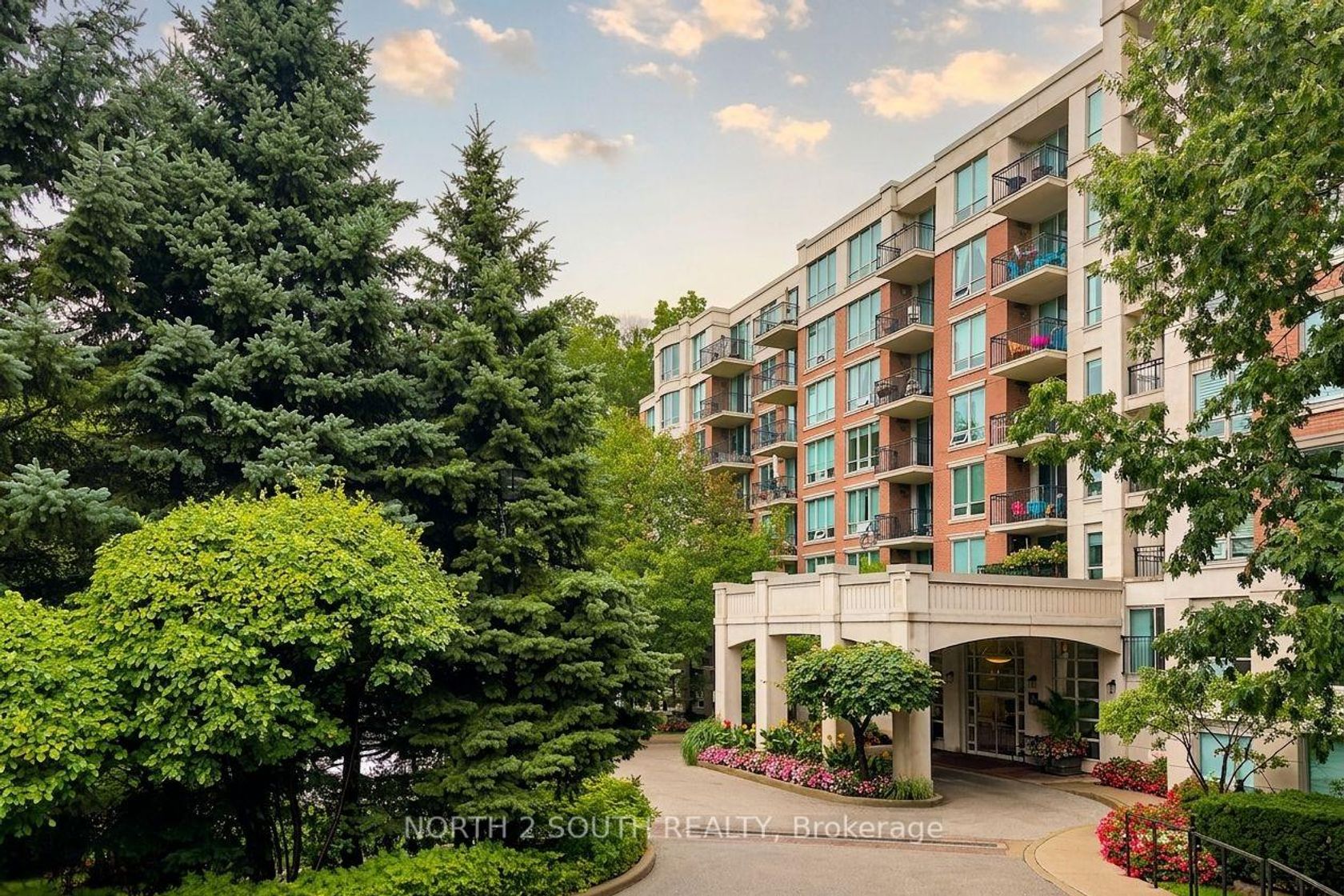 116 - 38 William Carson Crescent, Windfields, Toronto photo 4