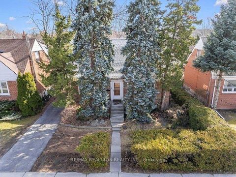 Photo 2 at 303 Bogert Avenue, Westgate, Toronto