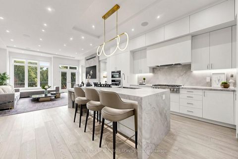 Photo 10 at 383 Melrose Avenue, Nortown, Toronto