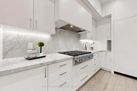Photo 13 at 383 Melrose Avenue, Nortown, Toronto