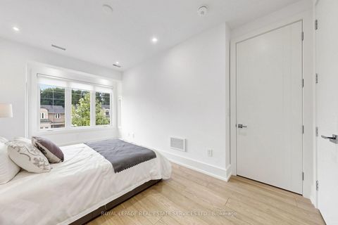 Photo 23 at 383 Melrose Avenue, Nortown, Toronto