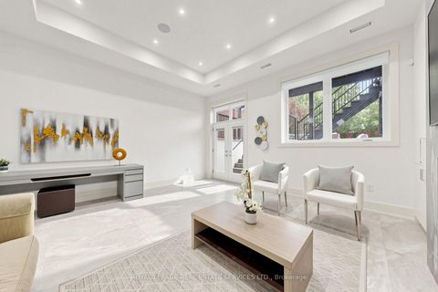 Photo 31 at 383 Melrose Avenue, Nortown, Toronto
