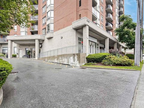 Photo 2 at 808 - 2088 Lawrence Avenue W, Weston, Toronto