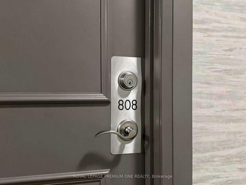 Photo 7 at 808 - 2088 Lawrence Avenue W, Weston, Toronto