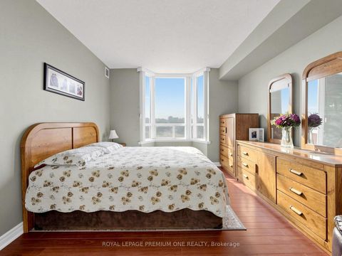 Photo 26 at 808 - 2088 Lawrence Avenue W, Weston, Toronto