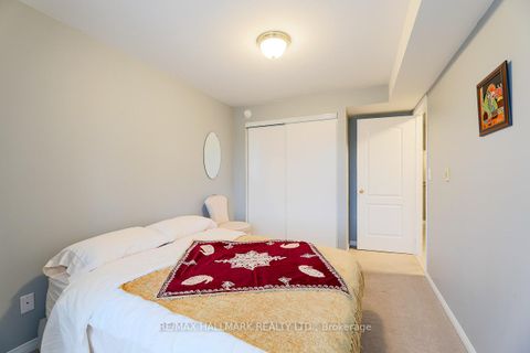 Photo 12 at 24 - 649D Warden Avenue, Birchmount, Toronto