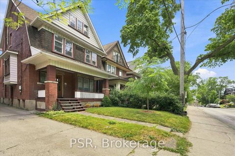 Photo 2 at 67 Oakwood Avenue, Wychwood, Toronto