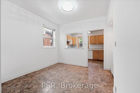 Photo 17 at 67 Oakwood Avenue, Wychwood, Toronto