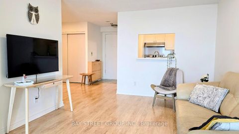 Photo 4 at 3131 - 68 Corporate Drive, Woburn, Toronto