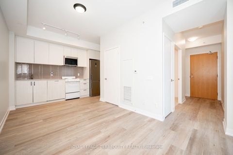 Photo 5 at 804 - 1787 St Clair Avenue W, Pellam Park, Toronto