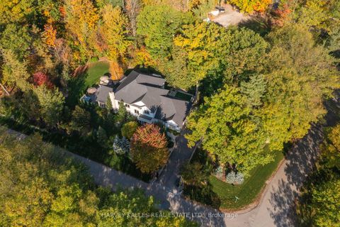 Photo 2 at 6 Georgina Drive, North Shore, Barrie