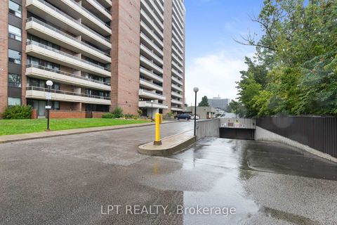 Photo 2 at 1910 - 15 Torrance Road, Eglinton East, Toronto