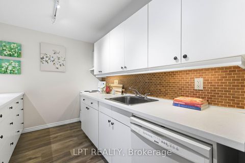Photo 6 at 1910 - 15 Torrance Road, Eglinton East, Toronto