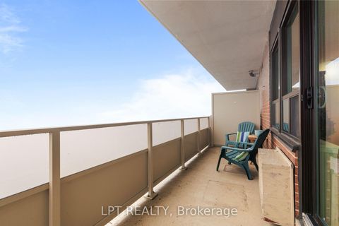 Photo 11 at 1910 - 15 Torrance Road, Eglinton East, Toronto