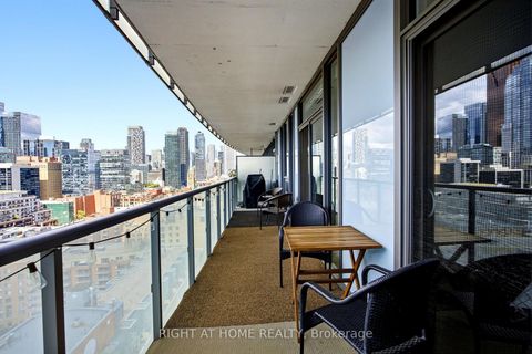 Photo 10 at 1801 - 1 Market Street, Waterfront Communities C8, Toronto