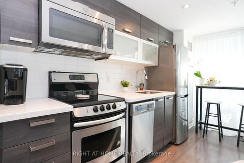 Photo 14 at 938 - 68 Abell Street, Little Portugal, Toronto