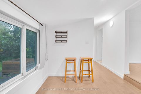 Photo 19 at 204 Cox Mill Road, Painswick North, Barrie