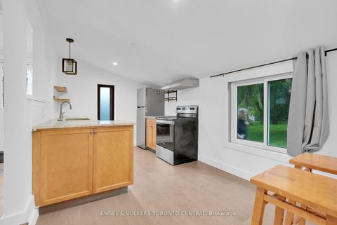 Photo 21 at 204 Cox Mill Road, Painswick North, Barrie