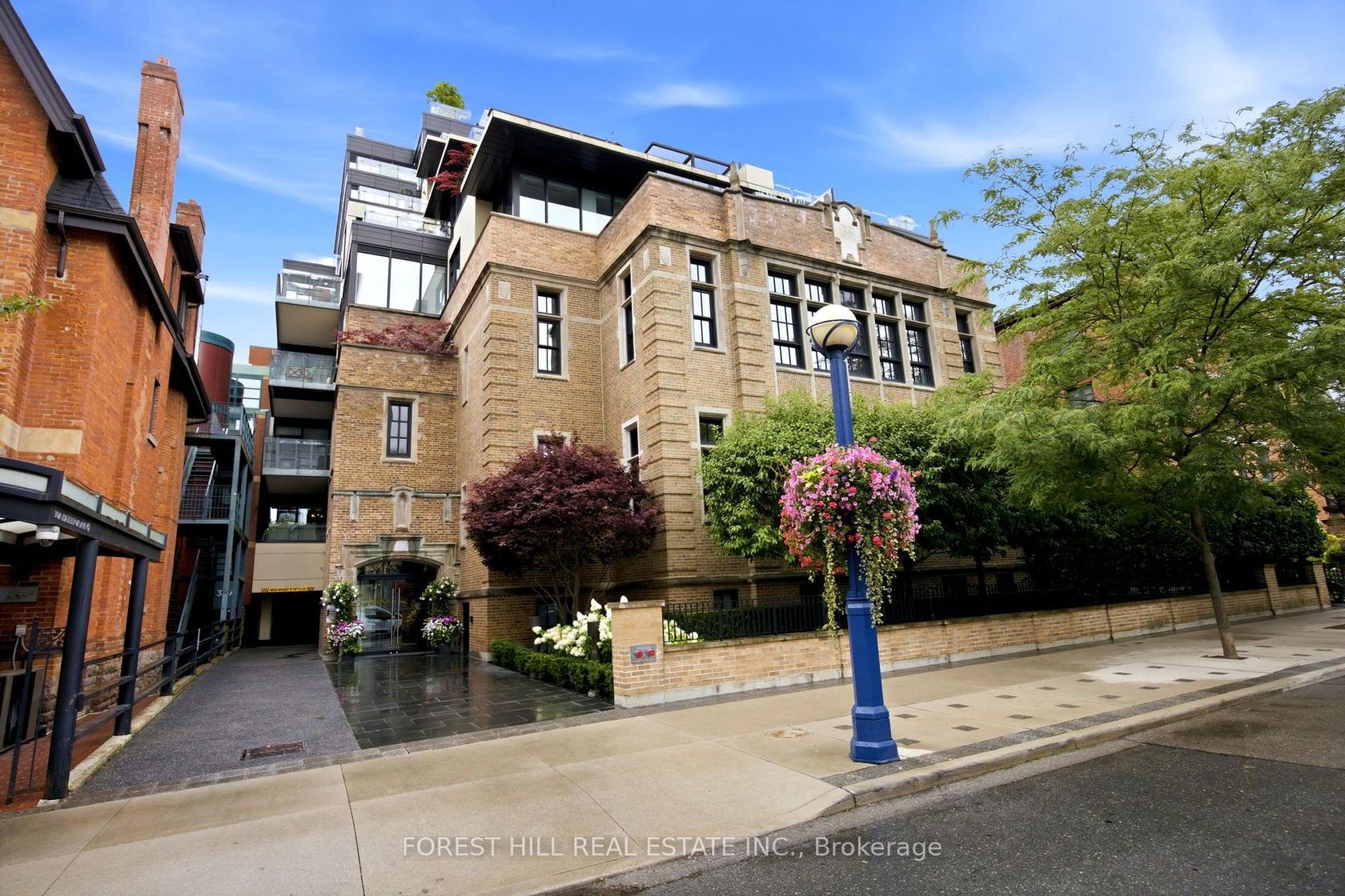 4C - 36 Hazelton Avenue, Annex, Toronto photo number 2