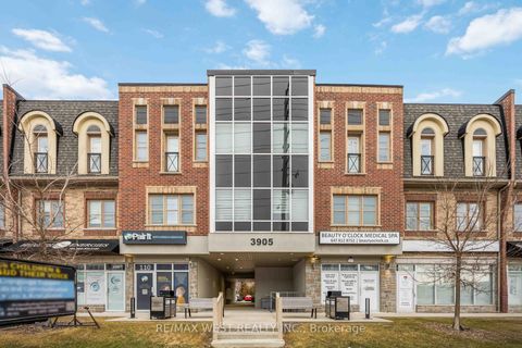 Photo 0 at 32 - 3905 Major MacKenzie Drive, Vellore Village, Vaughan