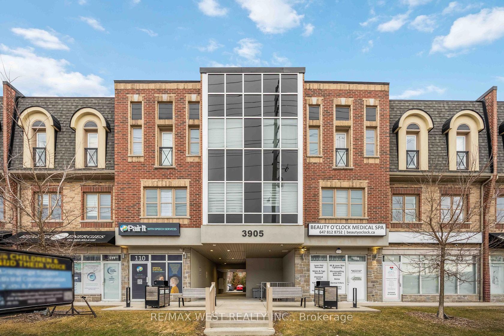 32 - 3905 Major MacKenzie Drive, Vellore Village, Vaughan photo number 2