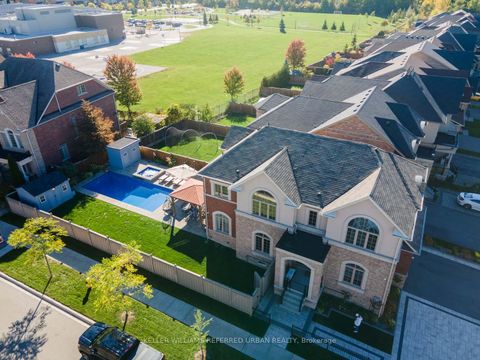 Photo 2 at 79 Chaiwood Court, Patterson, Vaughan