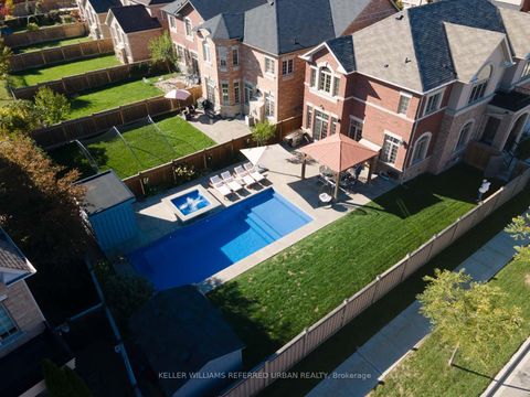 Photo 3 at 79 Chaiwood Court, Patterson, Vaughan