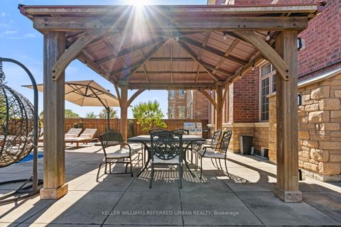 Photo 4 at 79 Chaiwood Court, Patterson, Vaughan