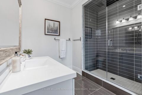 Photo 36 at 79 Chaiwood Court, Patterson, Vaughan