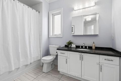 Photo 42 at 79 Chaiwood Court, Patterson, Vaughan