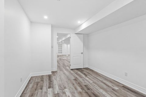 Photo 46 at 79 Chaiwood Court, Patterson, Vaughan