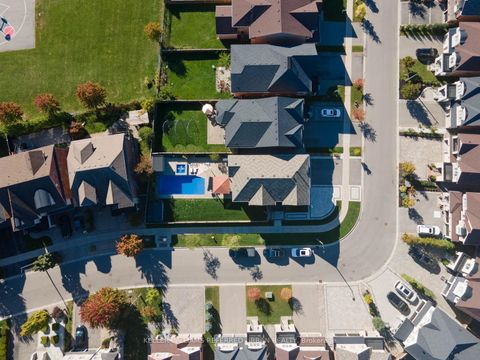 Photo 49 at 79 Chaiwood Court, Patterson, Vaughan